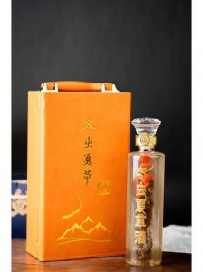 ​虫草酒的功效与作用（虫草酒的功效有哪些）