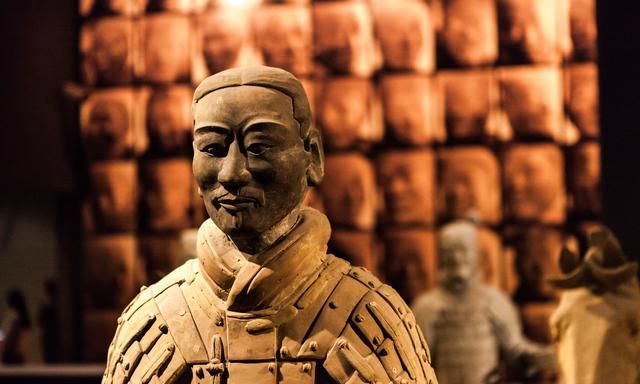 知识就是力量是谁说的，“坑灰未冷山东乱，刘项原来不读书”是谁写的，蕴含什么哲理？图3