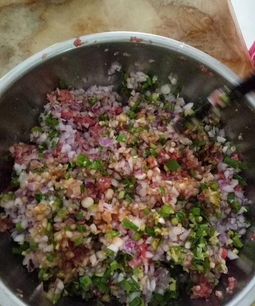 牛肉羊肉馅饺子怎么调馅的做法大全