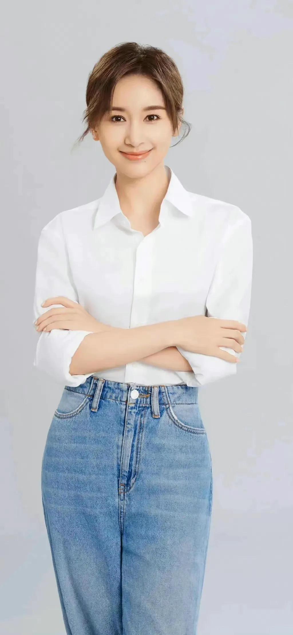 王子文个人资料简介: “时尚妖精 ”“演艺界的瑜伽老师”