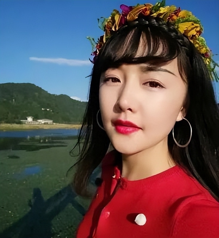 廖景萱个人资料，一位令人遗憾的琼女郎