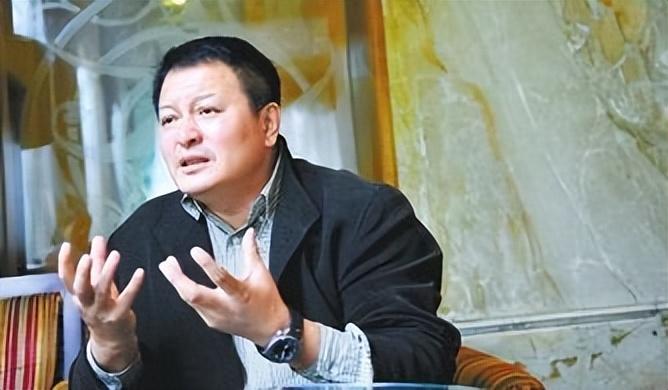 三婚嫁给杨亚洲的倪萍，经历两段失败的婚姻，如今苦尽甘来也有遗憾
