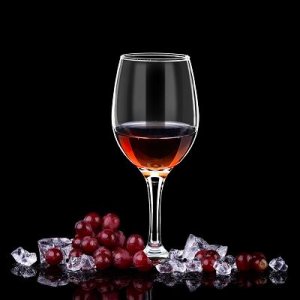 ​喜酒适合的白酒(喜酒一桌几瓶白酒)