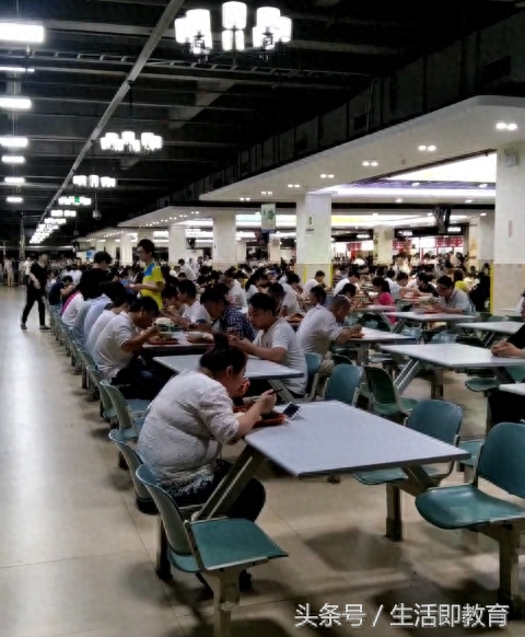 富士康厂区纪实，带你走进真实的富士康生活，你愿意来吗？