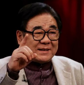 ​83岁金铁霖和2个女人：李谷一说他良师益友，马秋华为他传宗接代
