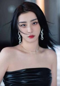 ​赵小棠（中国内地影视女演员、流行乐歌手）