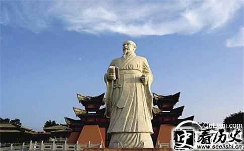 管仲石像