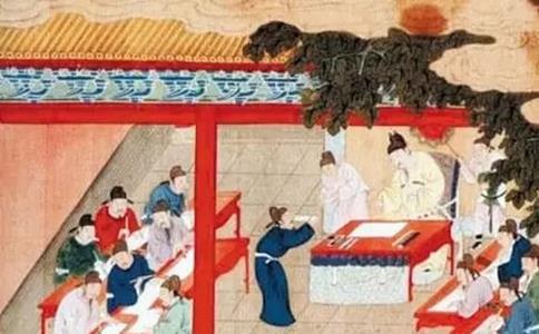 故宫里面的龙椅到底是用什么材料做的?