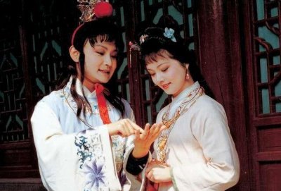 ​红楼梦中木石前盟是指谁和谁（红楼梦木石前盟主要人物）