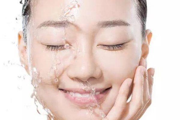 春季补水保湿的方法 春季补水保湿小妙招