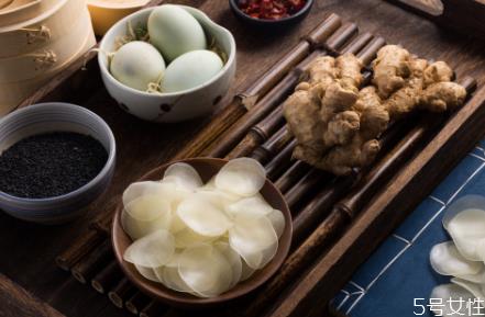 虾片可以用空气炸锅吗 虾片除了炸还能怎么做