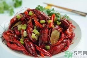 小龙虾可以和桃子一起吃吗?小龙虾能和桃子同吃吗?