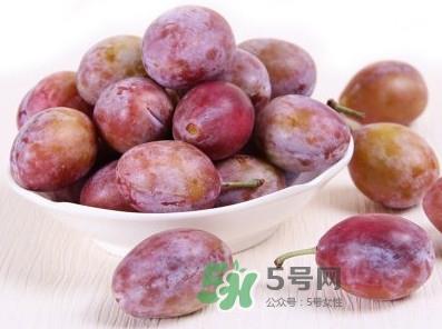 西梅一次多少合适？西梅一天吃几个最好