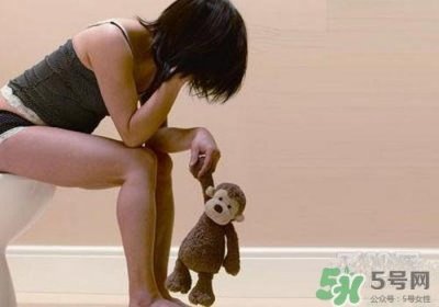 ​巴豆可以治疗便秘吗？便秘可以吃巴豆吗？