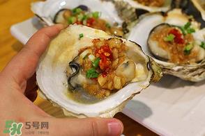 生蚝里面绿色的能吃吗？生蚝里面绿色的是什么？