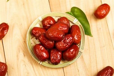 ​狗头枣可以泡酒吗 狗头枣可以煲汤吗