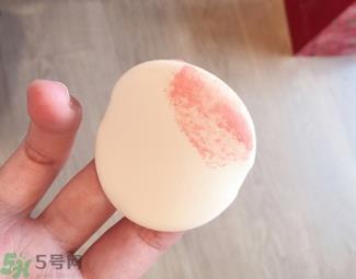 欧莱雅奇焕光采水光空气轻垫霜怎么样 欧莱雅轻垫霜怎么用