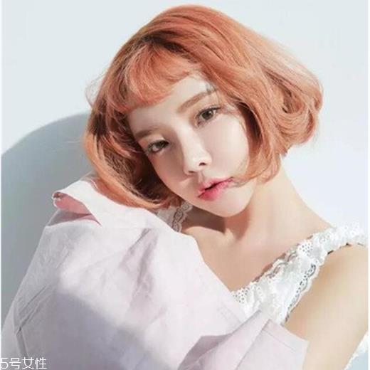二次元刘海适合什么发型？让你个性十足