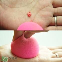 美妆蛋可以用香皂洗吗？美妆蛋可以用肥皂洗吗？