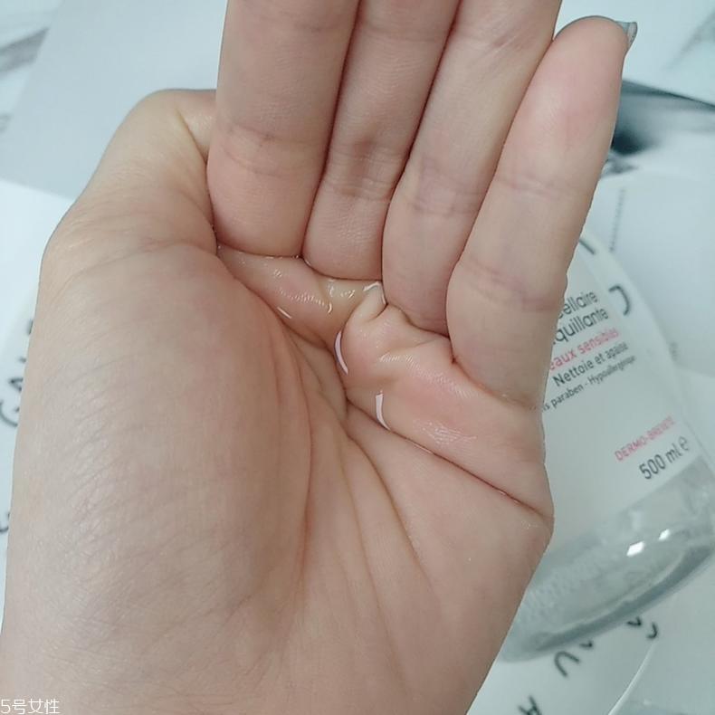 珂润和贝德玛哪个好用 两款经典温和卸妆品深度测评
