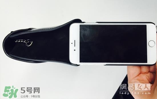 furla芙拉和蔻驰哪个好？芙拉和蔻驰包包哪个档次高？