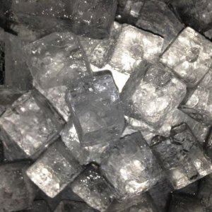 ​指甲油怎么干的快 怎么才能让指甲油快干