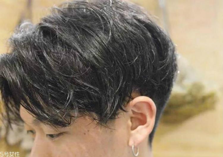 男生烫发有几种烫法 3种基础烫发要了解
