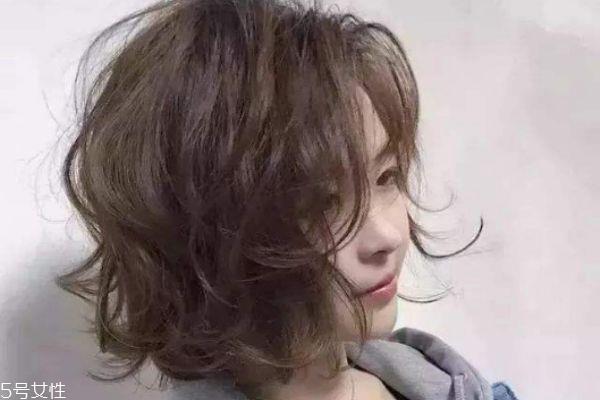 睡不醒发型配什么颜色 睡不醒头染什么色好看