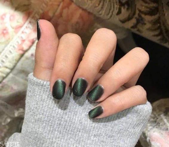 好看的红色系美甲推荐 猫眼美甲