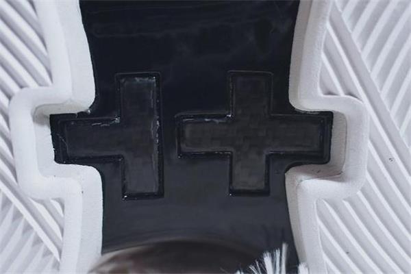 无中生有篮球鞋测评 国货实战好鞋