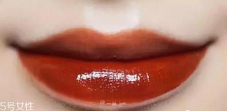 黄皮适合脏橘色吗 hm脏橘色口红试色