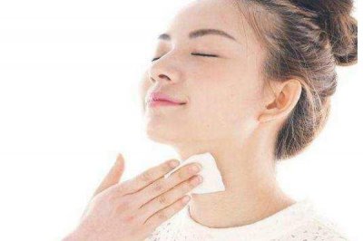 ​化妆水在什么时候用 化妆水的使用小知识