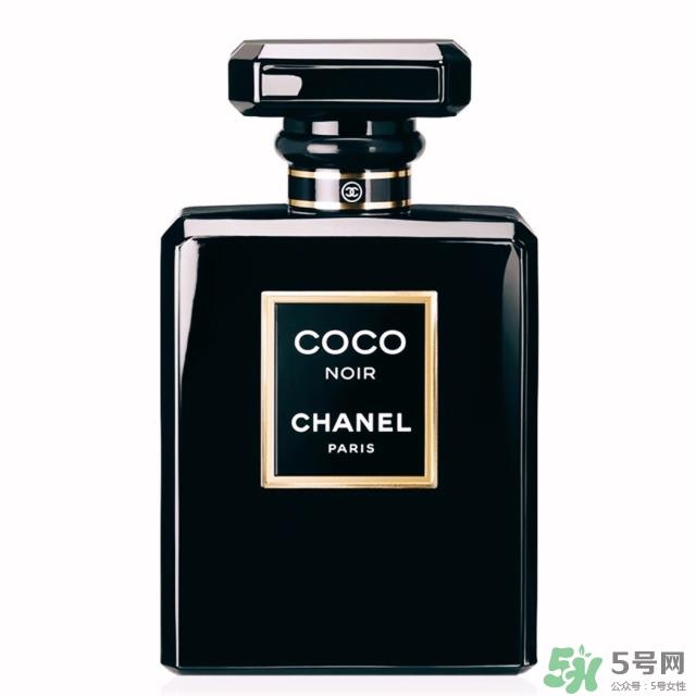 香奈儿黑coco香水和白coco香水哪个好？香奈儿黑可可和白可可选择