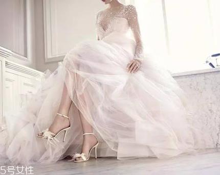 婚鞋只能穿一次吗？婚鞋结婚后不能穿了吗
