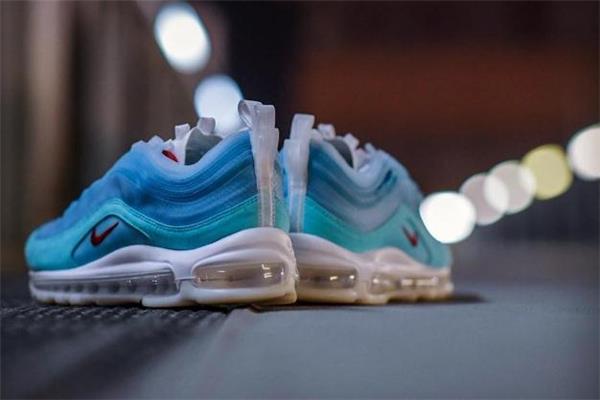 耐克air max 97万花筒真假对比 am97万花筒真假鉴定