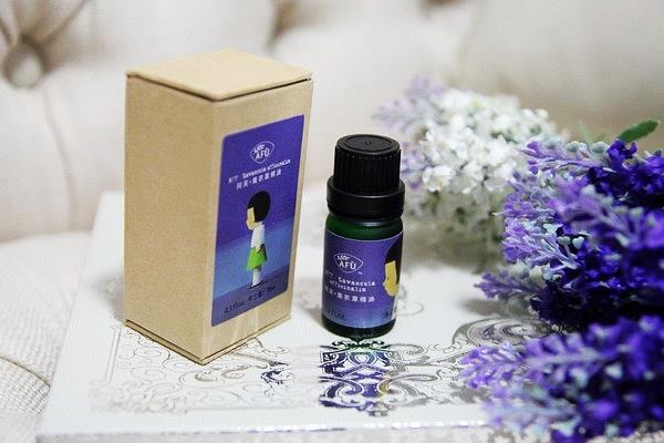 精油可以消除眼袋和细纹吗 精油对皮肤干燥有用吗