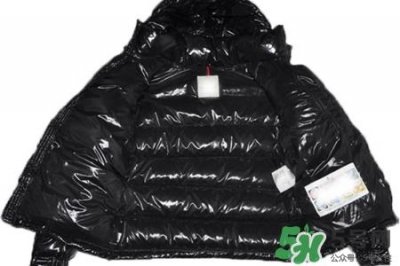 ​冬天穿呢子大衣保暖还是羽绒服保暖？冬天穿呢子大衣好还是羽绒服好？