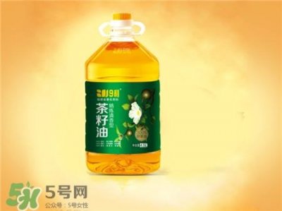 ​茶籽油可以洗头发吗?茶籽油洗头发的好处