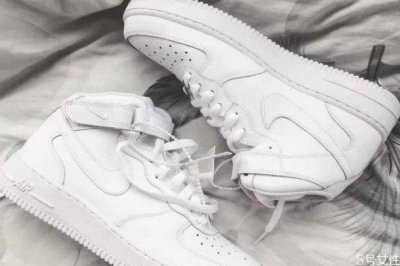 ​nike air force1夏天穿热不热 空军一号和aj哪个档次高