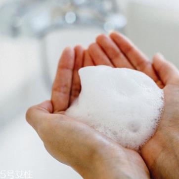 amino mason洗发水适合什么发质 何炅同款洗发水