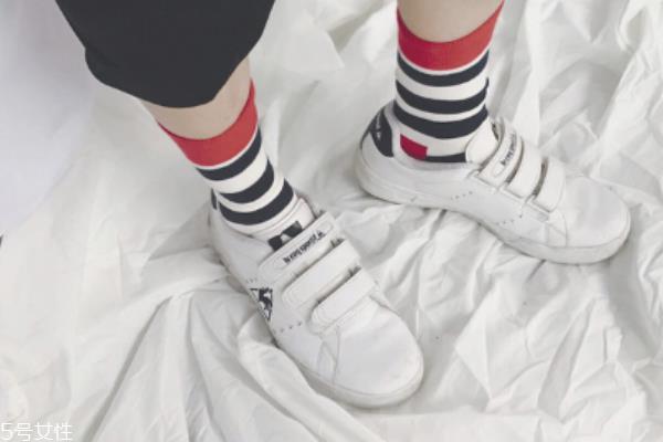 happy socks袜子价格 解锁袜子新潮流