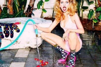 ​happy socks袜子价格 解锁袜子新潮流