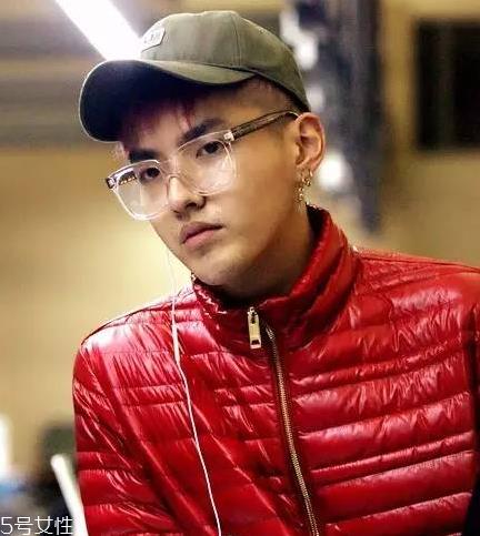 chrome hearts克罗心是奢侈品吗？明星都喜欢晒的银饰