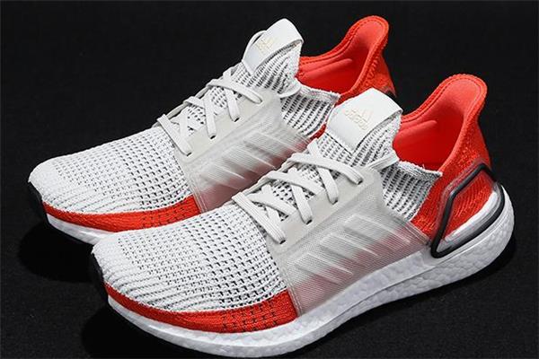 阿迪达斯ub19适合跑步吗 ub19跑步测评