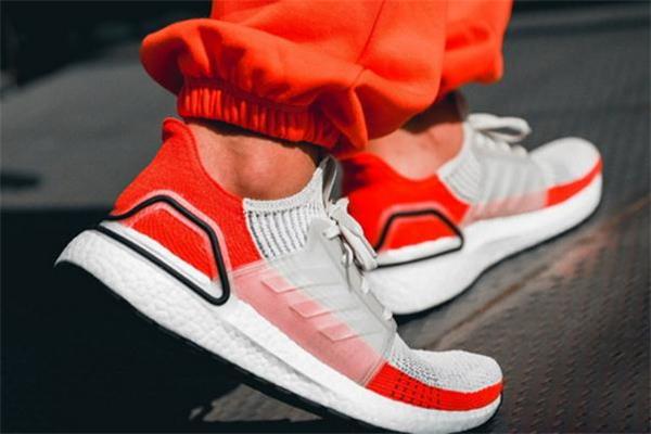 阿迪达斯ub19适合跑步吗 ub19跑步测评