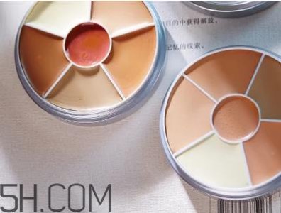 ​德国面具遮瑕膏的使用方法 德国面具遮瑕膏手臂试色