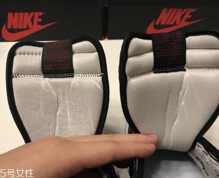 aj1禁穿真假对比 完美避开假货