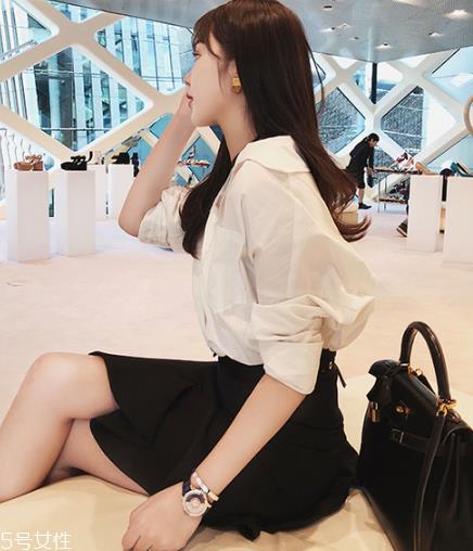 衬衫可以搭配羽绒服吗？衬衫要这样搭配