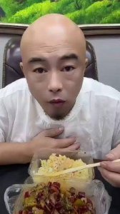 ​散打哥：如何凭幽默才华在快手走红赚百万？