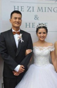 ​知名女星人设崩塌，二婚三胎传出绯闻，难怪人气下滑